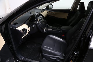 SUV Lexus NX 11 av 24