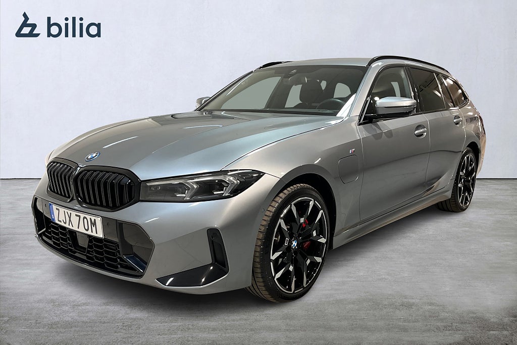 BMW 330e xDrive Touring M Sport Pro / Innovation / Comfort / Drag