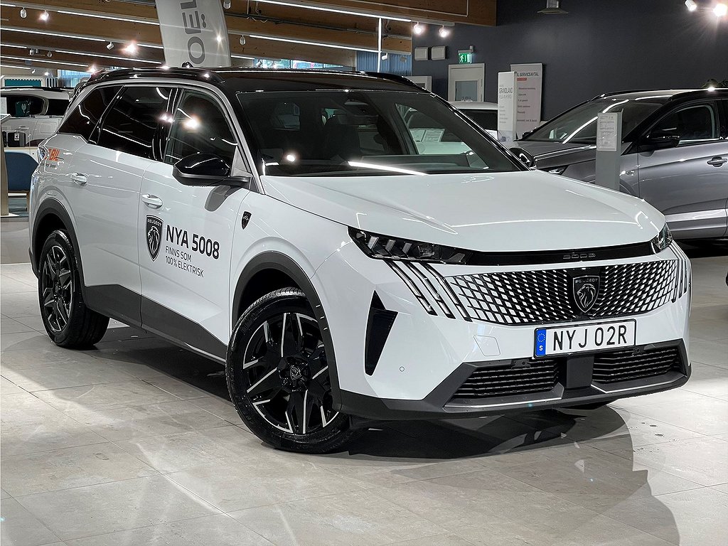 Bild på Peugeot 5008 GT Hybrid - DEMO