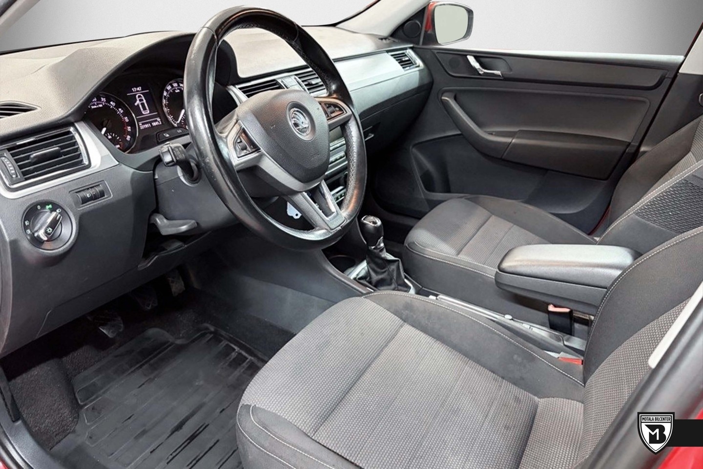 Skoda Rapid 2015, bild 7/38