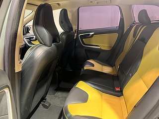 SUV Volvo XC60 10 av 20