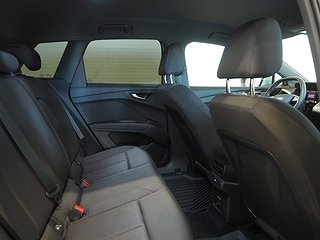 SUV Audi Q4 8 av 22