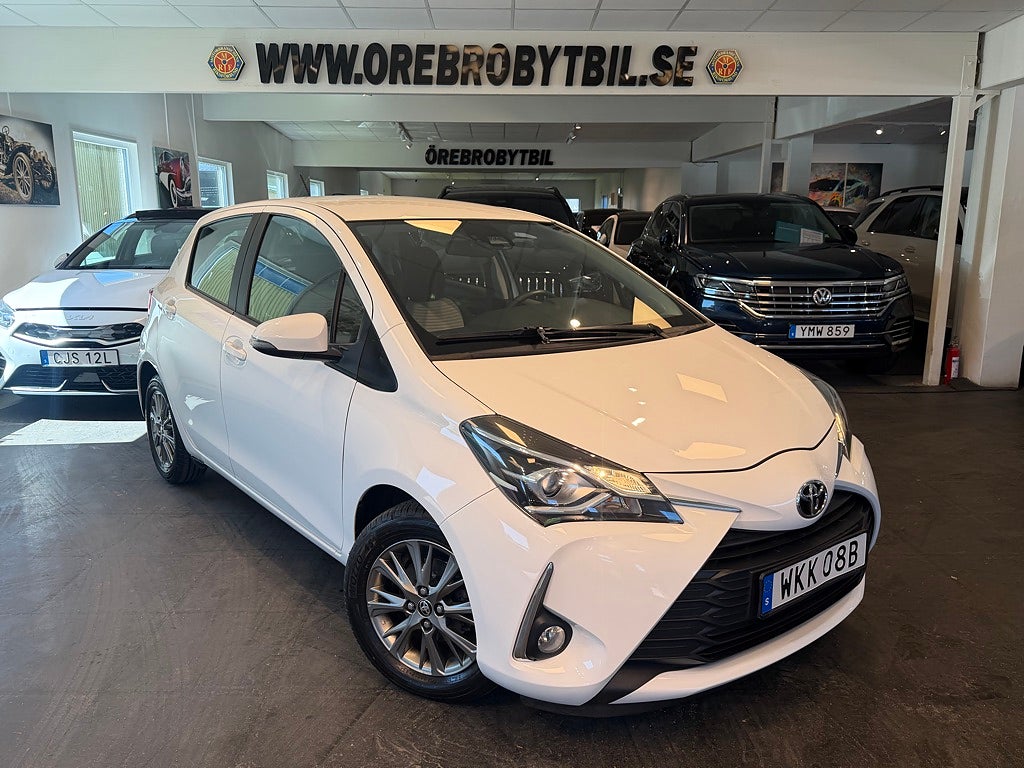 Toyota Yaris 5-dörrar 1.5 VVT-iE Multidrive S Active B-kamera Lågmil