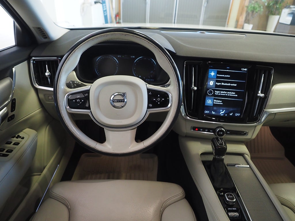 Volvo S90 D3 150hk Geartronic Inscription | Navi | Backkamera | 2017