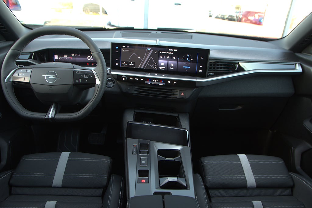 Opel Grandland NYA Hybrid GS 145hk Automat *0% ränta Fri service 3 år