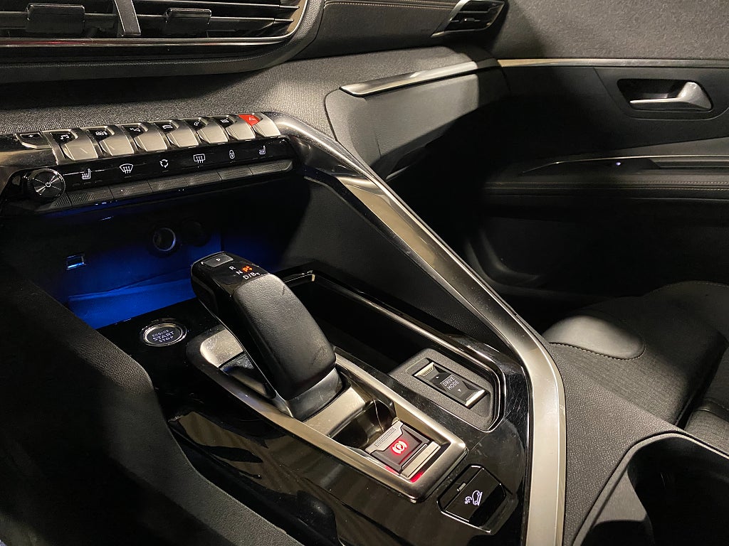 Bild på Peugeot 3008 GT Hybrid4 PHEV 300hk Aut 4WD - CARPLAY, NAV