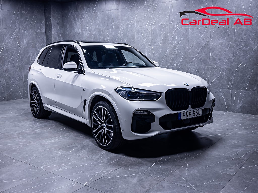 BMW X5 xDrive40i M-Sport 22" Pano H/K HUD Laser Luft *SE SPEC