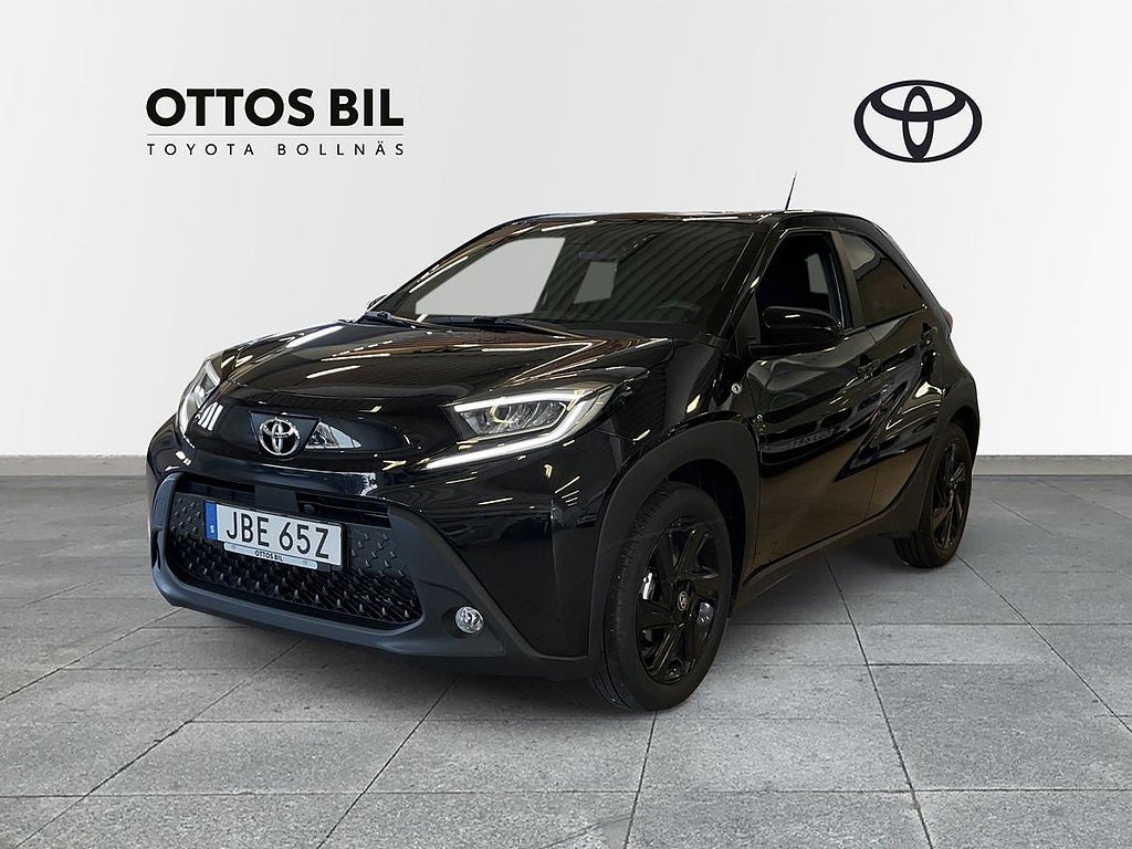 Toyota Aygo X Aygo X 1.0 VVT-i Manuell, 72hk - Play Comfo...