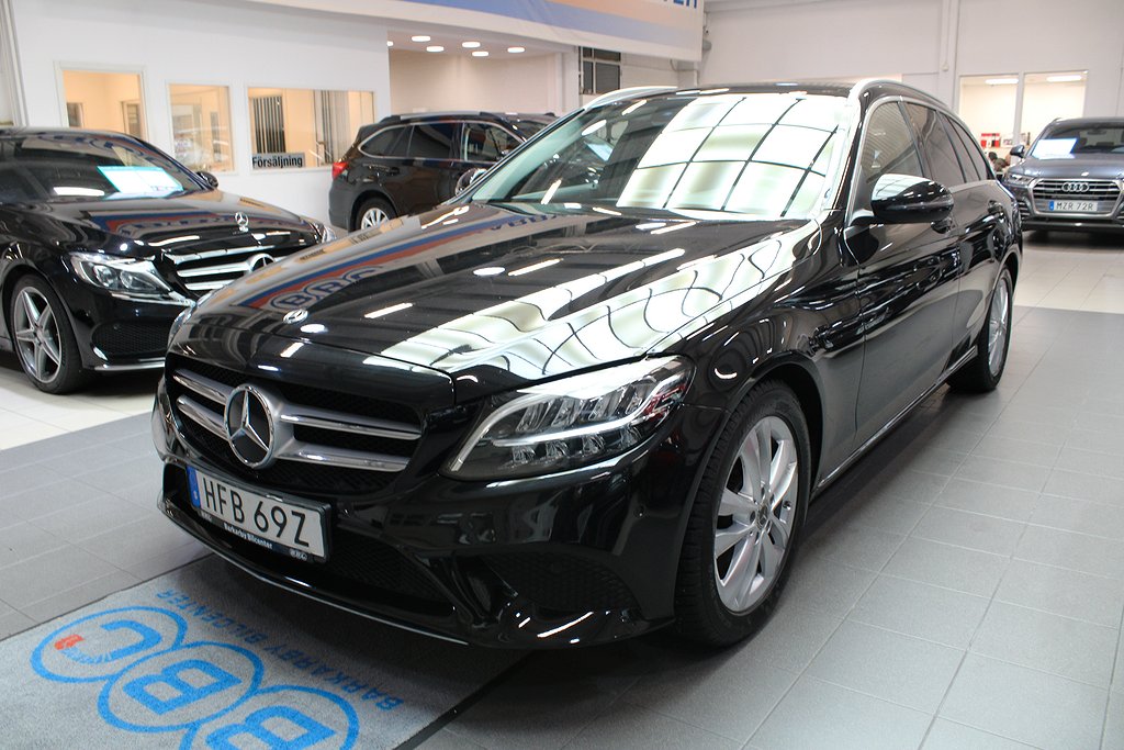 Mercedes-Benz C 200 T Avantgarde / Navi / Kamera / Drag  / 