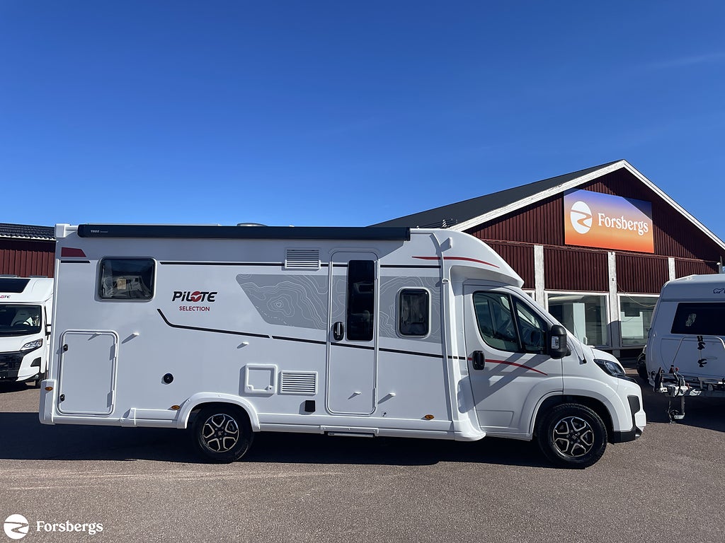 Pilote P720 FGJ SELECTION - Taksäng / 200W Solcell / Dieselpanna med el