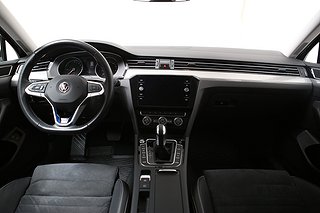 Kombi Volkswagen Passat 16 av 24