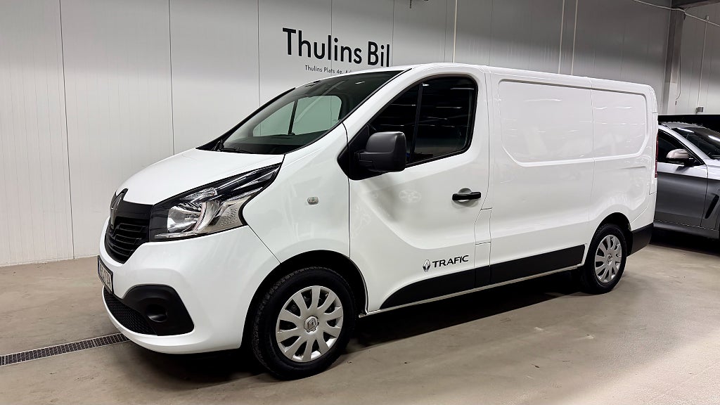 Renault trafic 1,6 dCi 125hk / 1 Ägare / Drag / Navi / Värmare