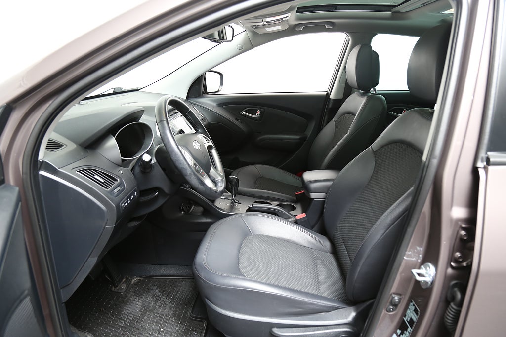 Hyundai ix35 2,0 163hk 4WD Aut Kamera I Panorama I Navi I 5246 mil 2012