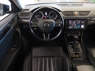 Kombi Skoda Superb 16 av 23