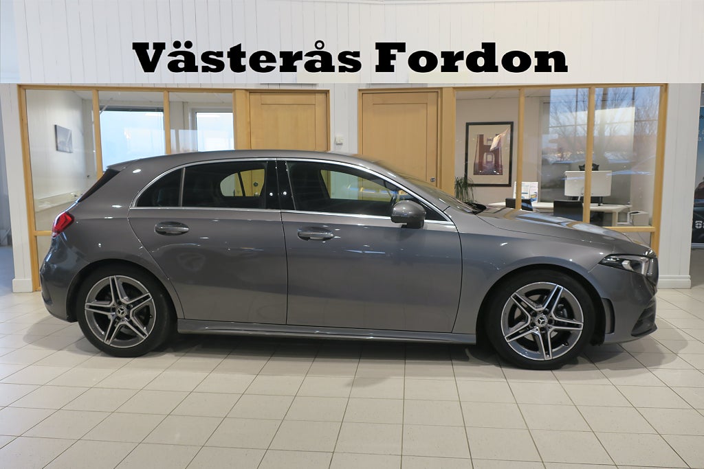 Mercedes-Benz A 180 AMG Line Kamera LED 