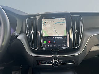 Volvo XC60 T6 Plug-In AWD MOMS BKamera Pano Navi Värmare S&V-däck – bild 11