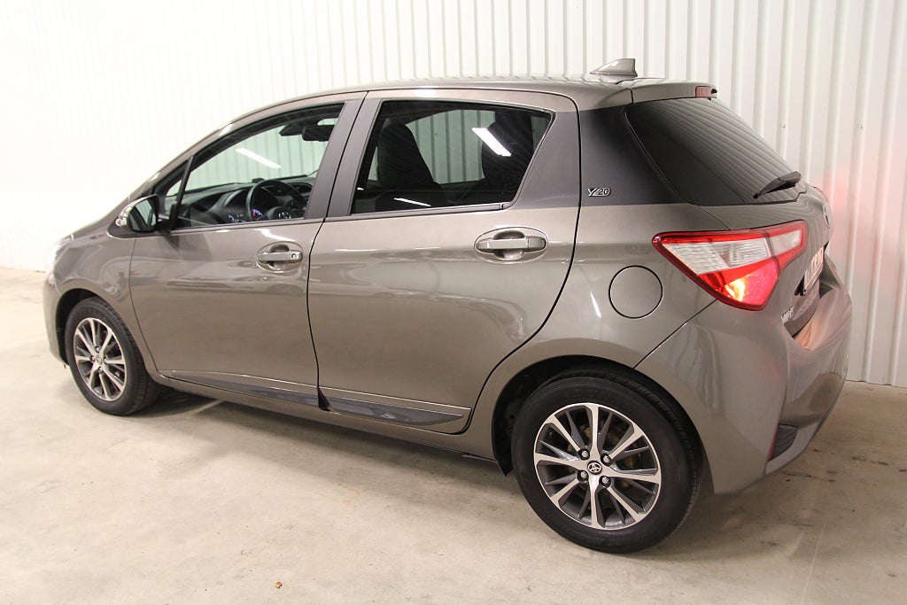 Toyota Yaris 5-dörrar 1.5 VVT-iE Active Jubileumsmodell