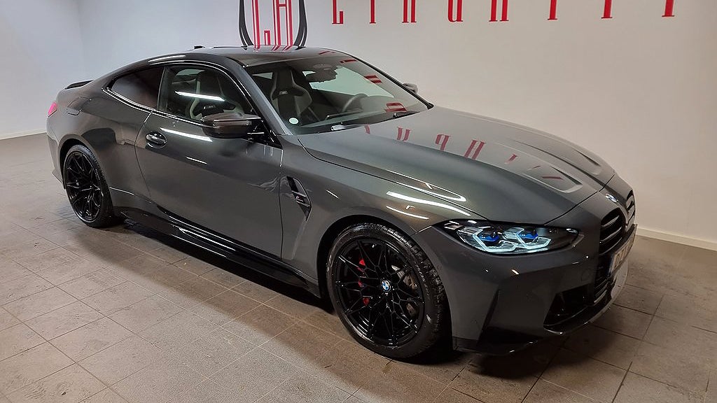 BMW M4 har en rak sexa på 510 hästkrafter. 