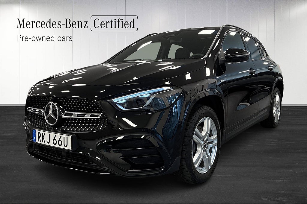 Mercedes-Benz GLA 250 e Amg Night Panorama Drag 360