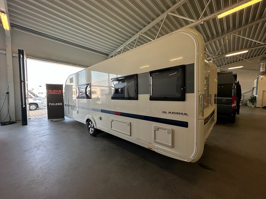 Adria Adora 613 HT / 2095 kr månaden / Ny / Vi tar inbyten - Adria