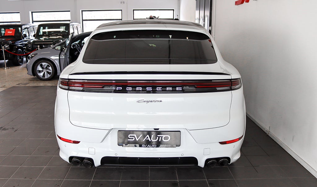 Porsche Cayenne Coupé E-Hybrid SportDesign BOSE Passagerardisplay MOMS