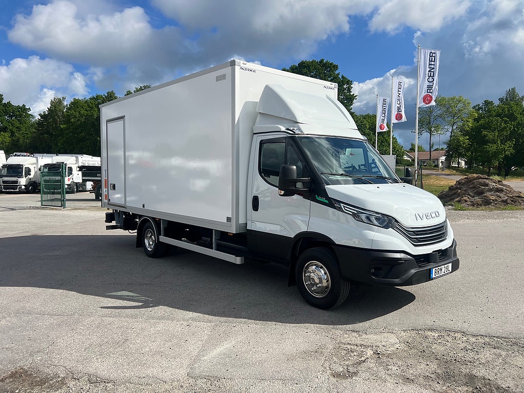 Iveco Daily 72C14G A8 CNG Skåpbil med Z-Lift