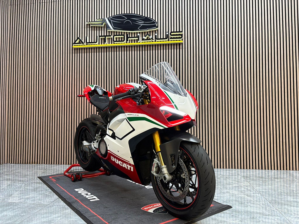 Ducati Panigale V4 Speciale Nr 124/1500 Akrapovic Ohlins