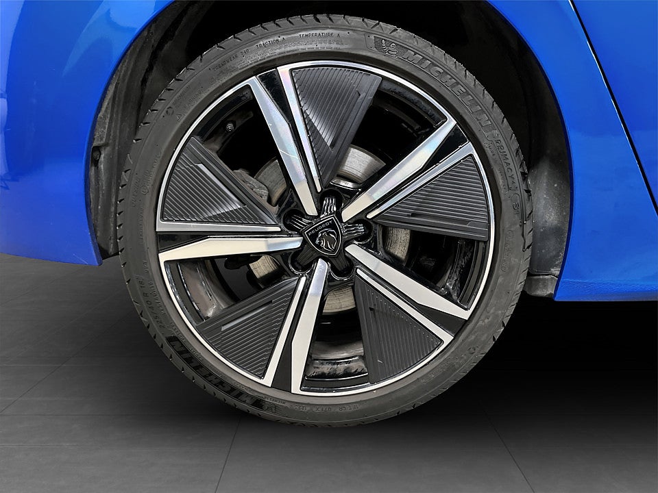 Bild på Peugeot 308 5D GT PHEV 225hk Aut B-KAMERA CARPLAY