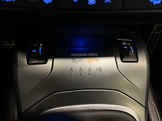 Toyota Avensis Kombi 1.8 Valvematic Drag/Kamera/Värmare/Navi/SoV-Däck – bild 22
