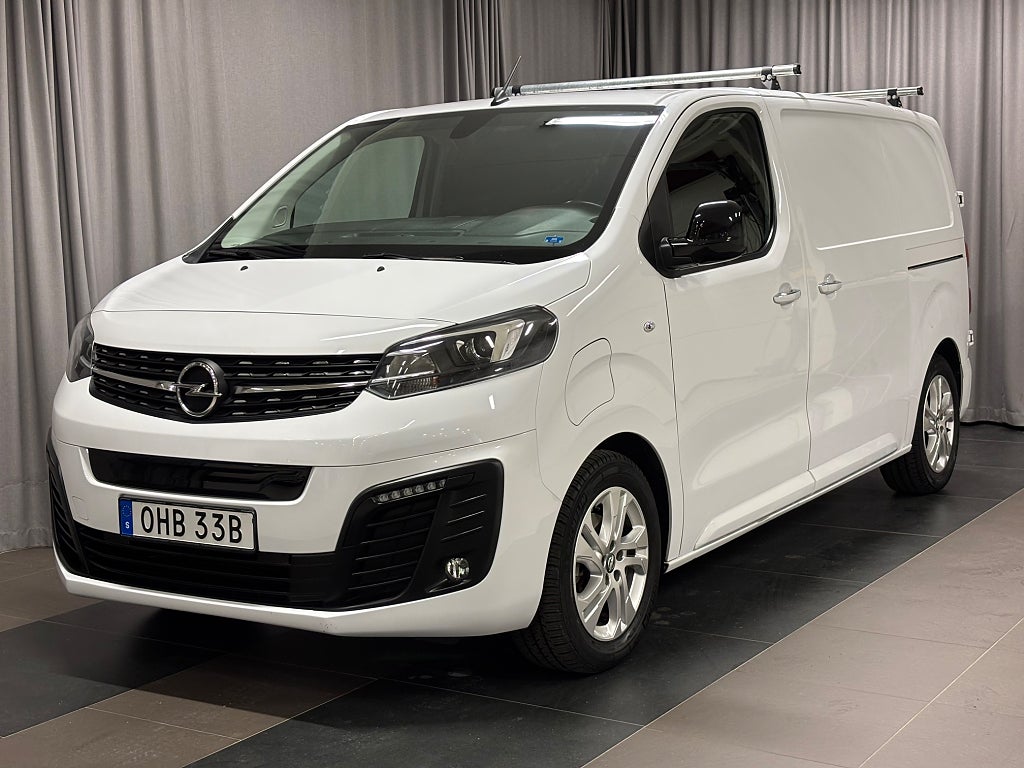 Opel Vivaro-e L2 Prem. 75 kW drag, larm vinterhjul LEASEBAR