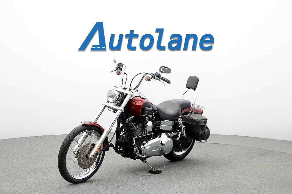 Harley-Davidson Wide Glide *Nyservad Sissybar Sidoväskor