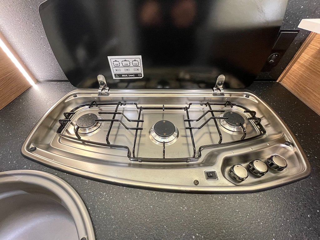 Pilote P 740 GJ / Solcell / B-körkort / Automat /  - Pilote