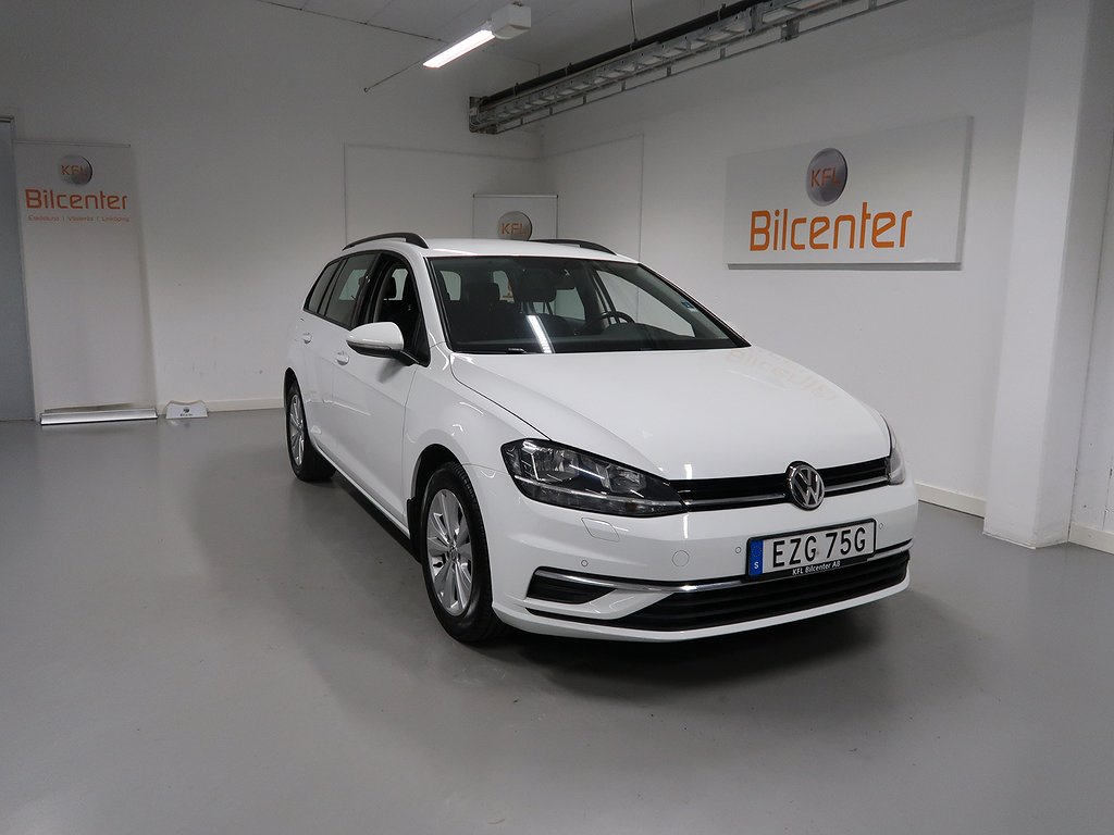 Volkswagen Golf Sportscombi 1.0 TSI V-Däck ingår Drag-Kamera-Carplay-AdaptivF-BT