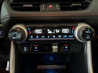 Toyota RAV4 Plug-in Hybrid E-CVT 360/JBL/Skinn/Drag/HuD/Elstol/Psen – bild 19