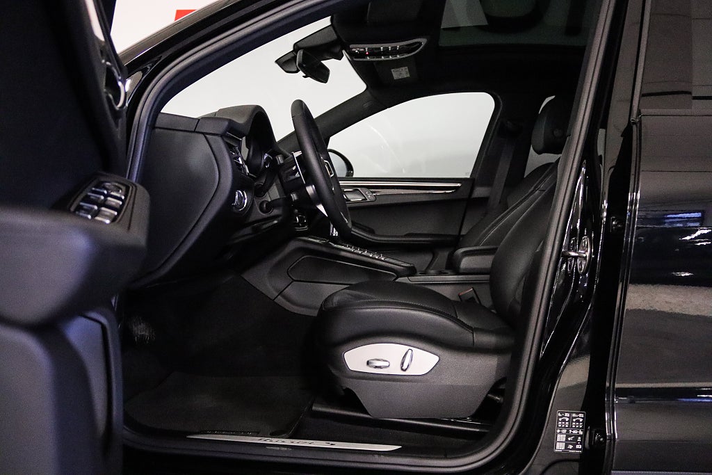 Porsche Macan S PDK Panorama 21" Turbo Design 354hk