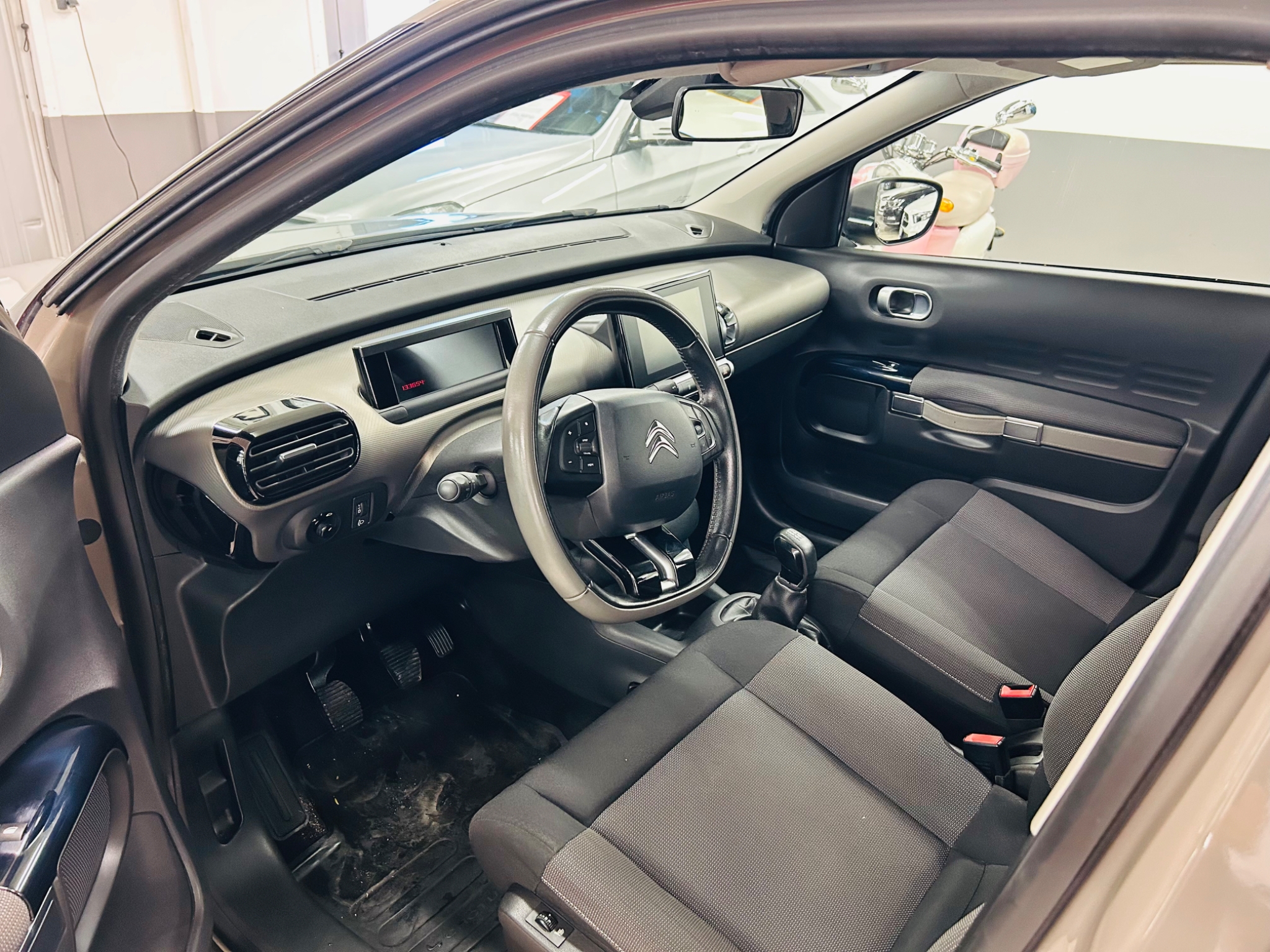 Citroen C4 Cactus 2014, kuva 6/45
