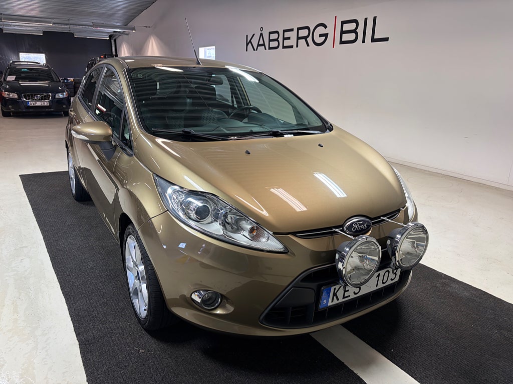 Ford Fiesta 5-dörrar 1.25 Titanium / Kamrem bytt / 