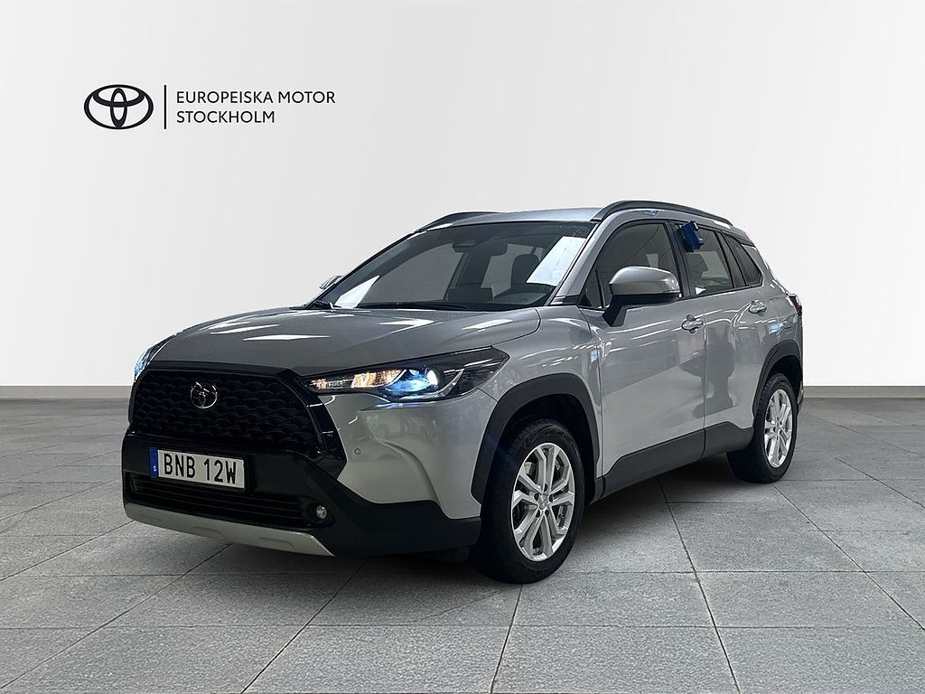 Toyota Corolla Cross 2,0 HYBRID AWD-I ACTIVE PLUS V-HJUL