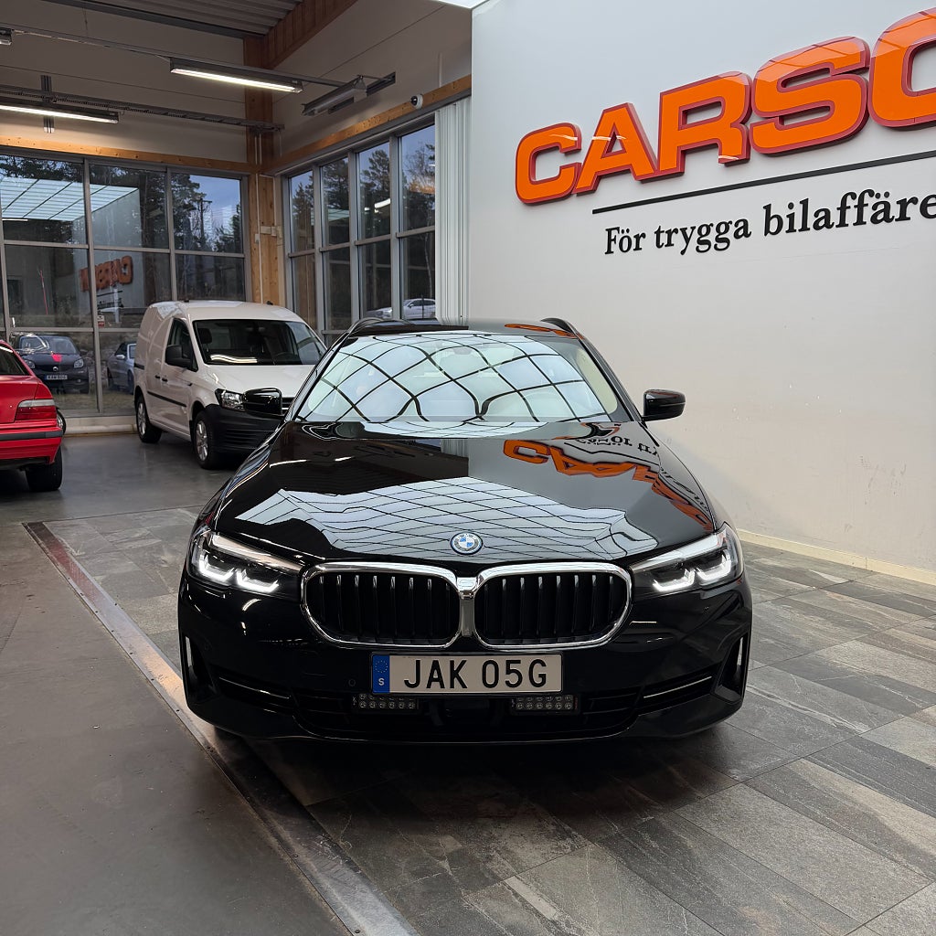 BMW 530e xDrive Touring Steptronic HiFi Carplay Backkamera Drag