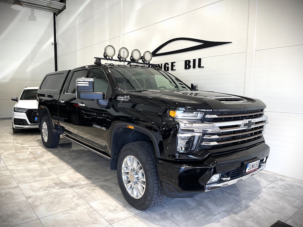 Chevrolet Silverado 2500 HD Crew Cab 6.6 V8 High Country Duramax 4WD Bose