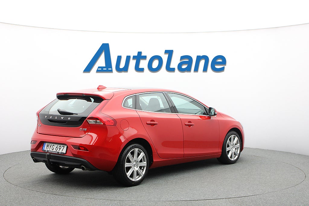 Volvo V40 D3 Inscription, Summum Panorama, Drag, BLIS, Navi 150hk