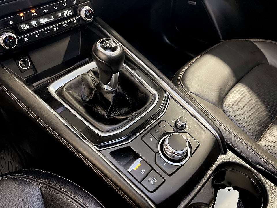 Bild på Mazda CX-5 Cosmo 2.0 SKYACTIV-G 165hk B-KAMERA NAVI