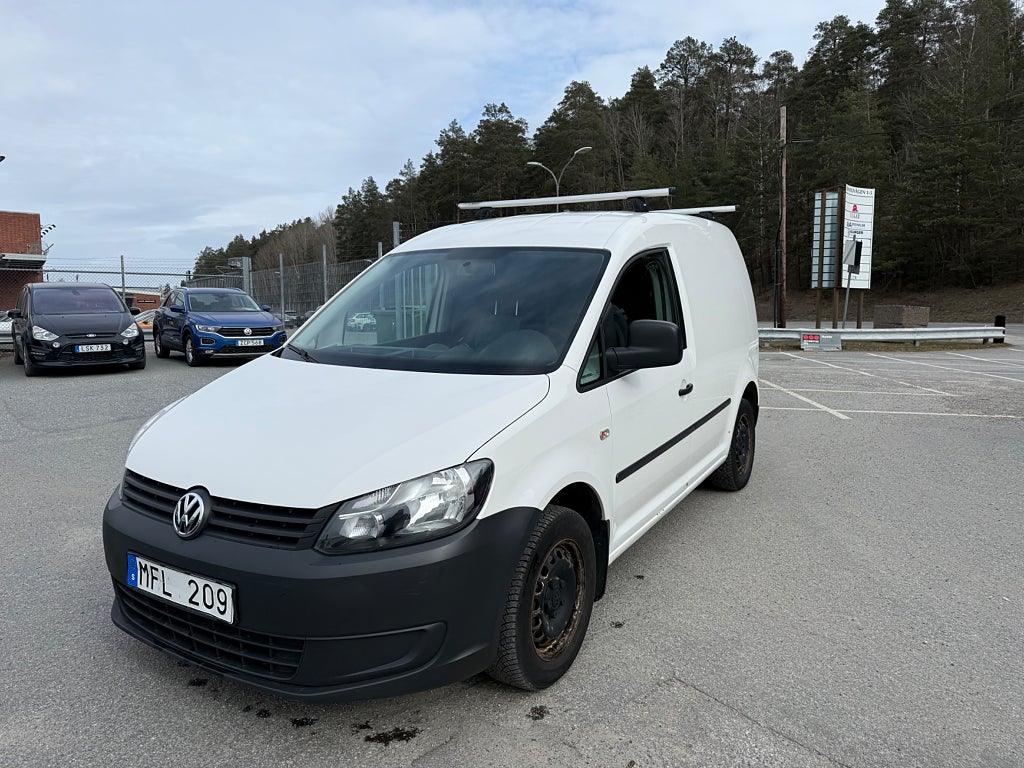 Volkswagen Caddy Skåpbil 2.0 EcoFuel 109hk Dragkrok M-Värmare Besiktigad
