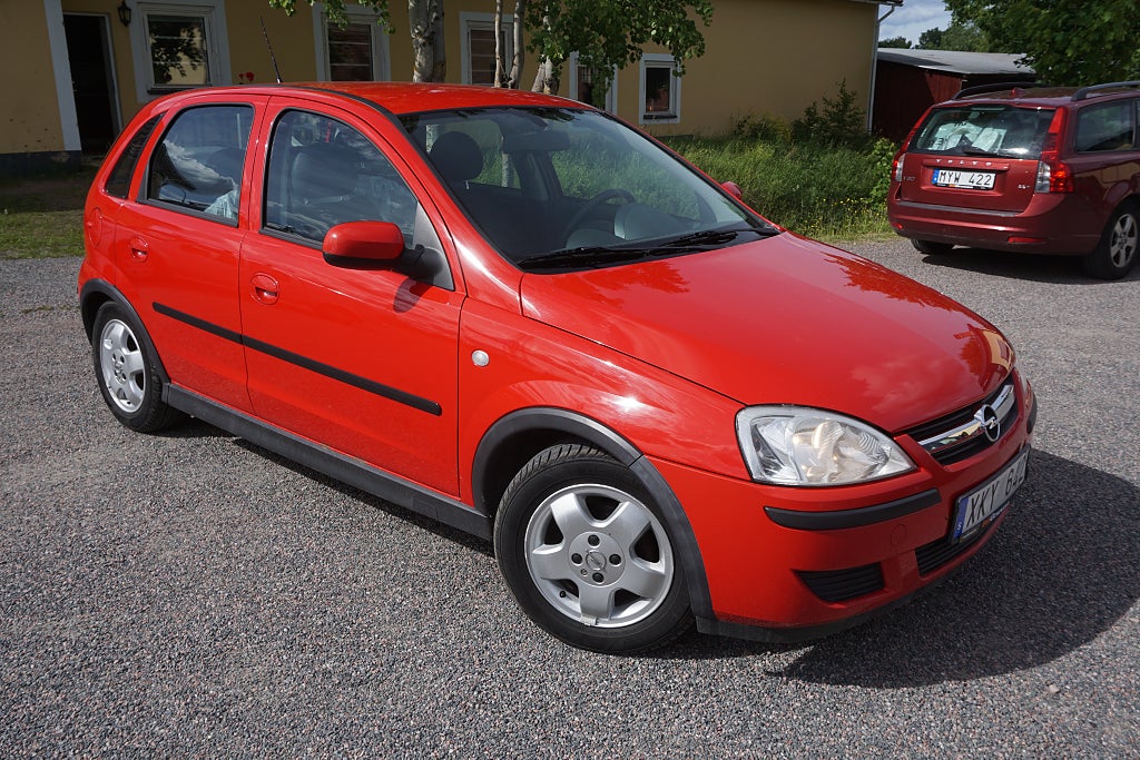 Opel Corsa 5-dörrar 1.2 Twinport 6.800 Mil