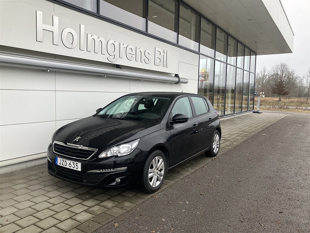 Peugeot 308 2,65% ränta 1,2 5d 131hk Panorama Kamrem Bytt