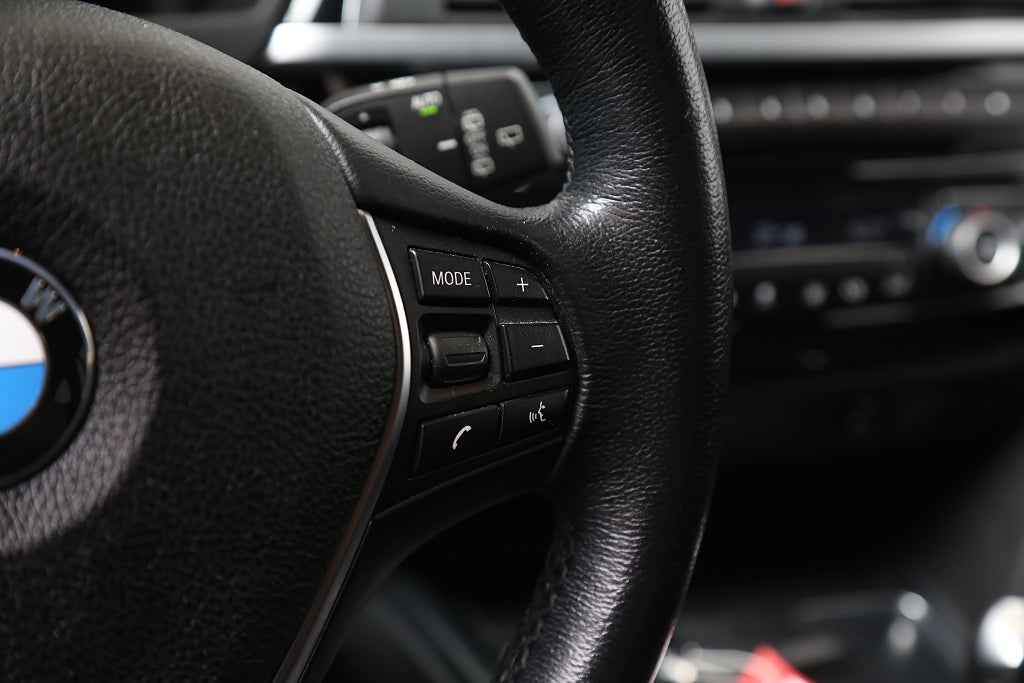 BMW 320D xDrive 190hk Sport line Aut Touring Drag | Navi |