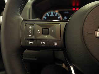 SUV Nissan Qashqai 18 av 20