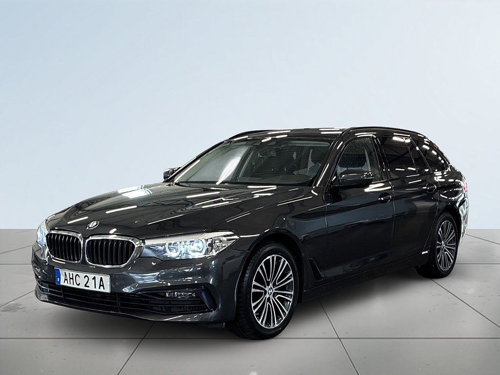 BMW 520d xDrive Touring S&V-hjul/Drag/Cockpit/Navi/Carplay/Drag