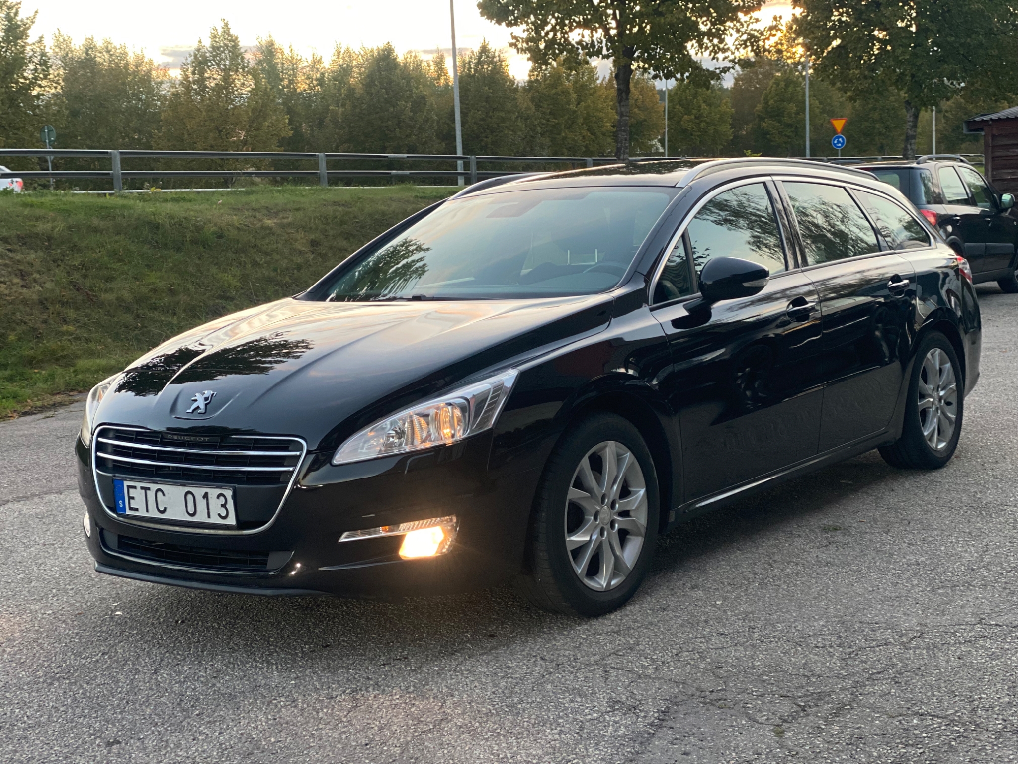 Peugeot 508 SW 1.6 HDi 110 FAP 8v 2011, bild 2/38