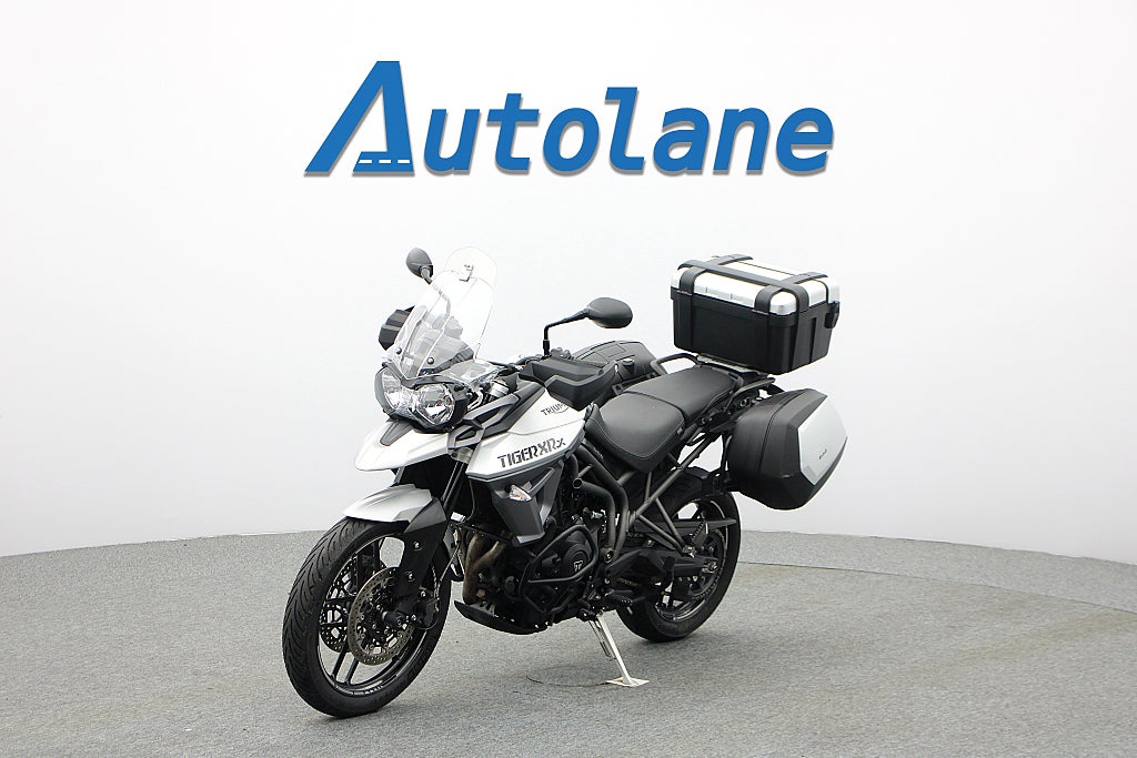 Triumph Tiger XRX *Nyservad Värmehandtag Väskor Farthållare